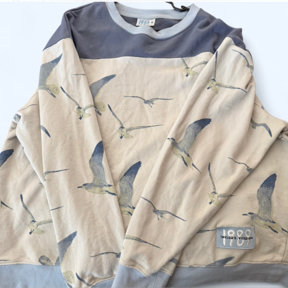 Taylor Swift 1989 (Taylor's Version) Seagull Crewneck Size 2XL